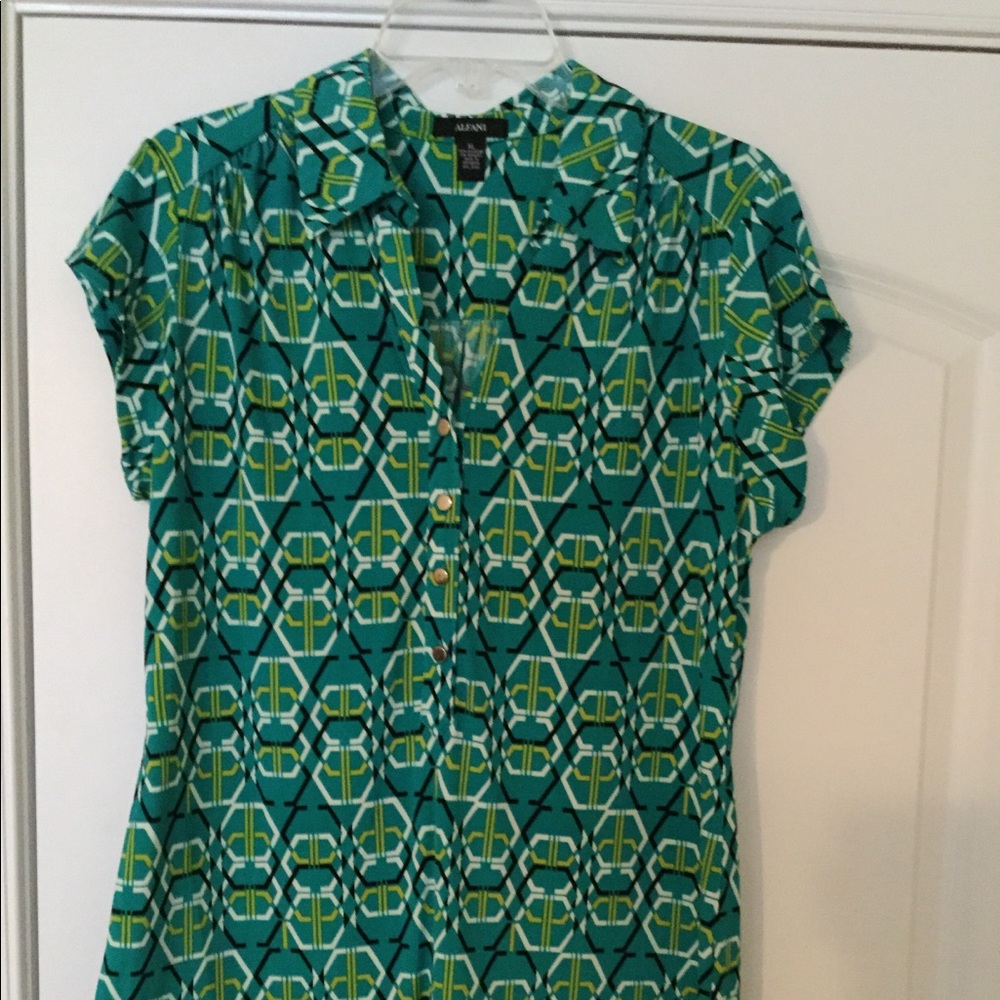 Green with design blouse